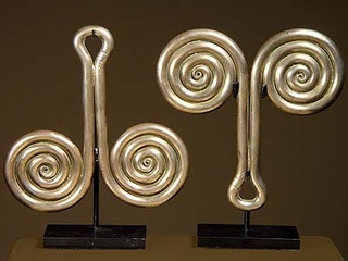 Ancient jewelry at Joel Cooner Gallery in Dallas