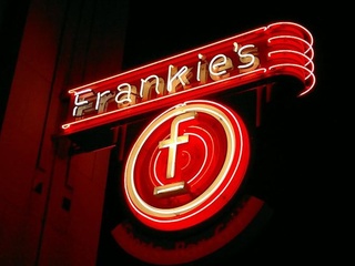 Frankie's Sports Bar & Grill in Dallas