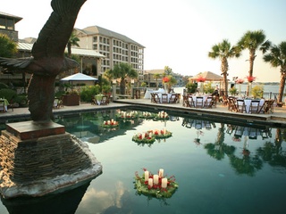 Horseshoe Bay Resort yacht club pool